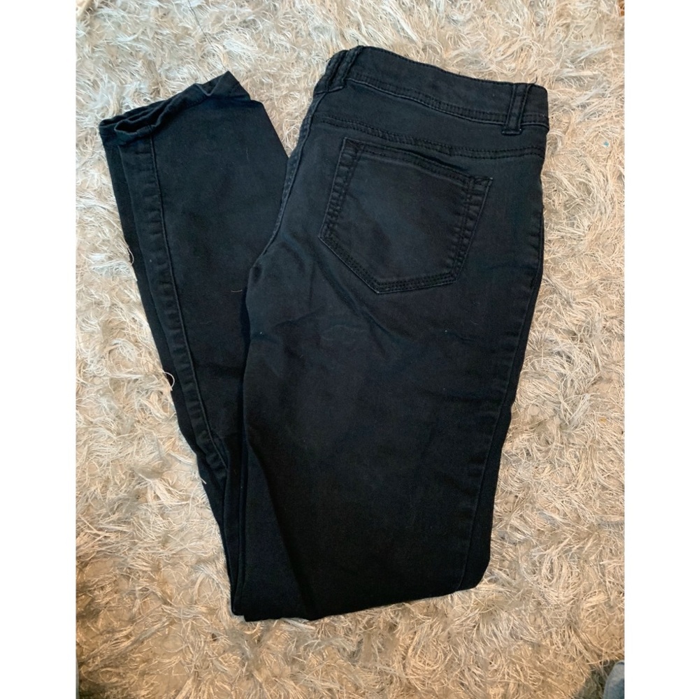Black skinny jeans mossimo size 7